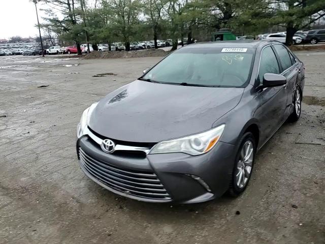 2016 Toyota Camry - Image 10