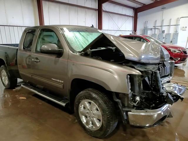 2013 GMC Sierra - Image 13