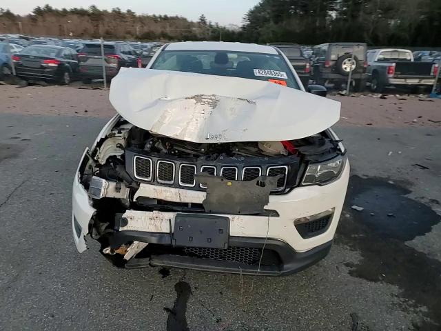 2020 Jeep Compass - Image 12