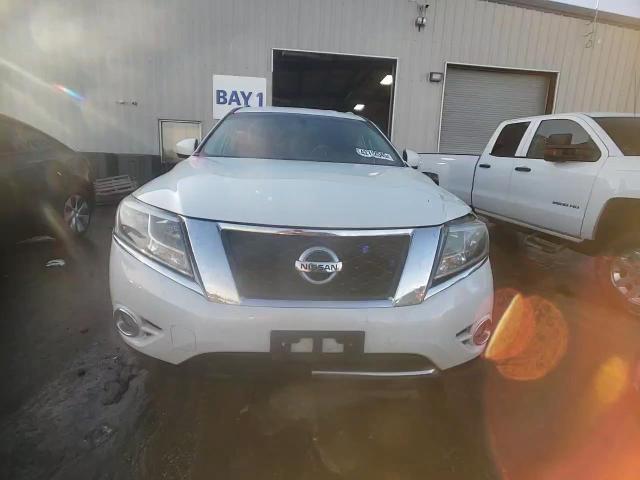 2016 Nissan Pathfinder - Image 13