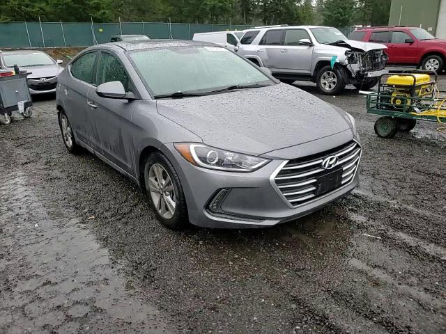 2018 Hyundai Elantra - Image 11