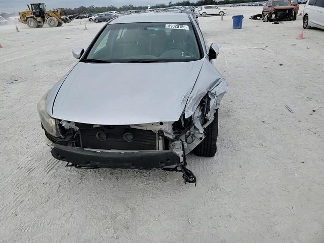 2010 Honda Accord - Image 11