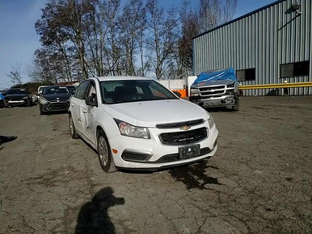 2016 Chevrolet Cruze - Image 10
