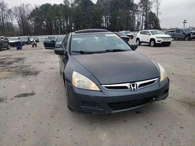 2006 Honda Accord - Image 11