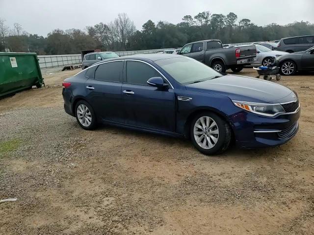 2017 Kia Optima - Image 11