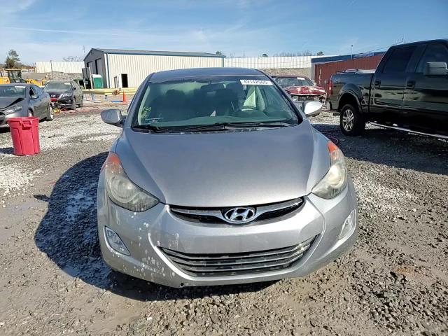 2013 Hyundai Elantra - Image 13