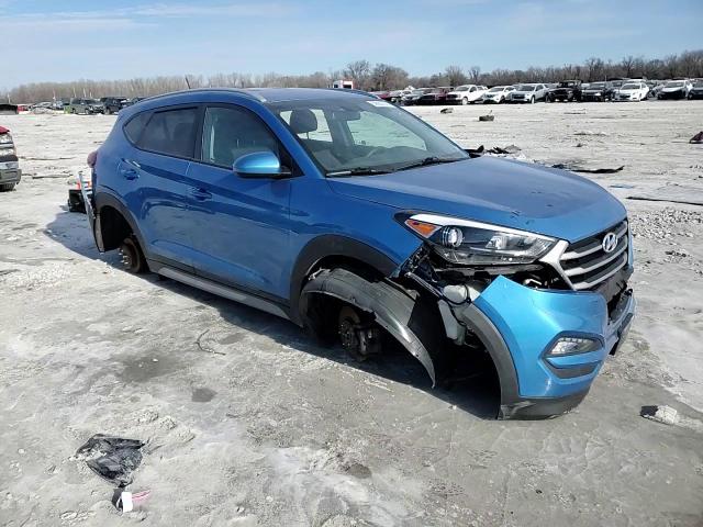 2017 Hyundai Tucson - Image 12