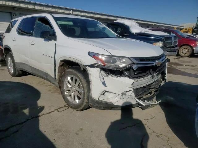 2018 Chevrolet Traverse Ls VIN: 1GNERFKW7JJ127542 Lot: 88205185