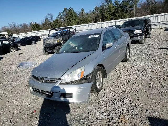 2007 Honda Accord - Image 11