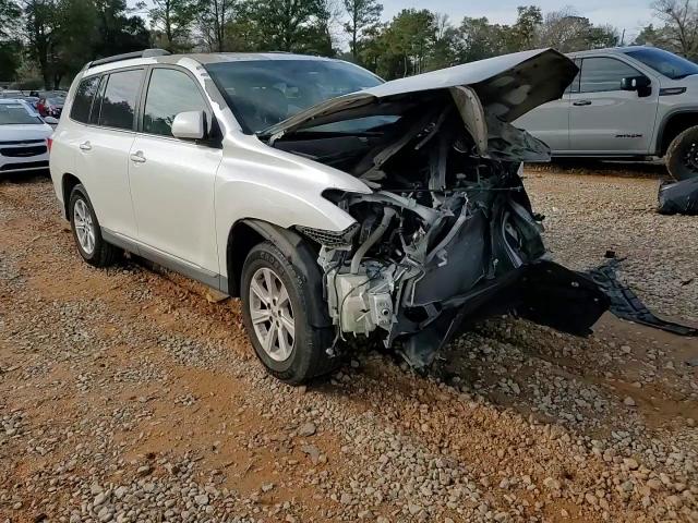 2012 Toyota Highlander - Image 12