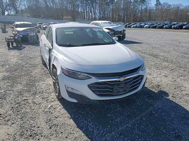 2022 Chevrolet Malibu - Image 10