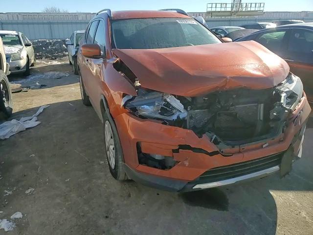 2017 Nissan Rogue - Image 12
