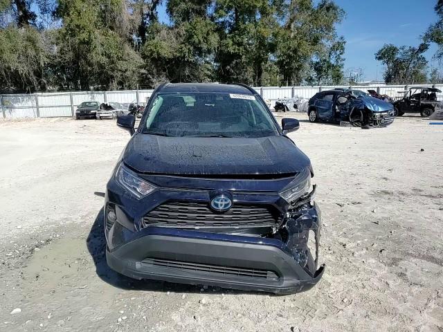 2019 Toyota RAV 4 - Image 12