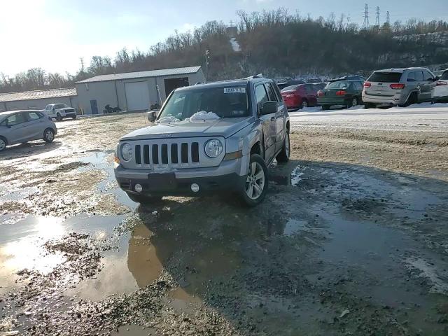 2016 Jeep Liberty (Patriot) - Image 13