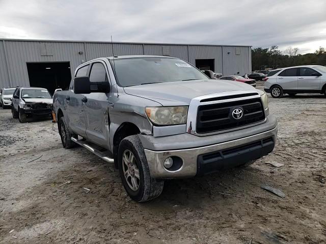 2012 Toyota Tundra - Image 11