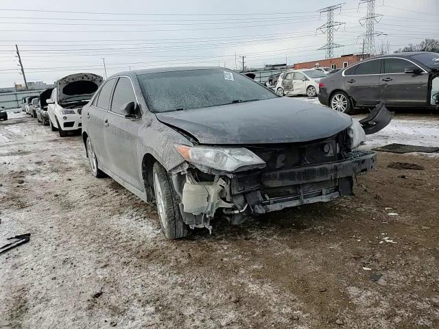 2014 Toyota Camry - Image 10