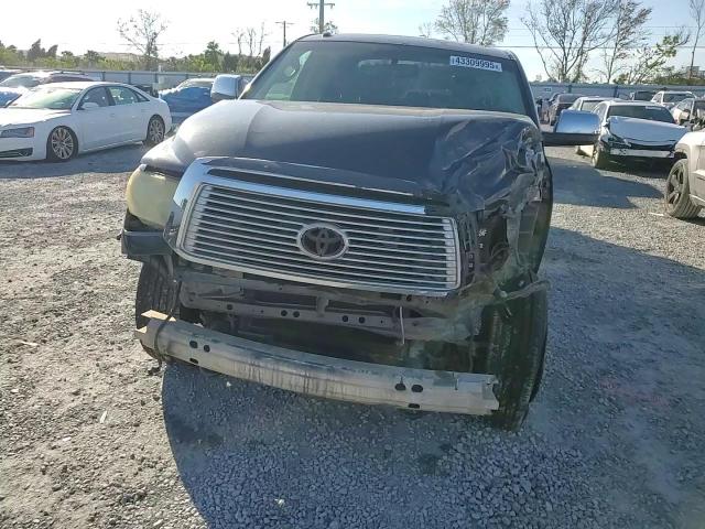 2010 Toyota Tundra - Image 11