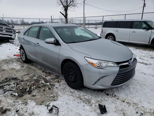 2017 Toyota Camry - Image 11