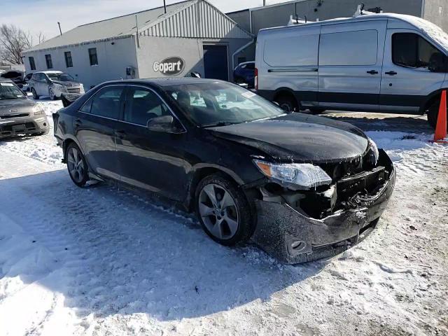 2012 Toyota Camry - Image 14