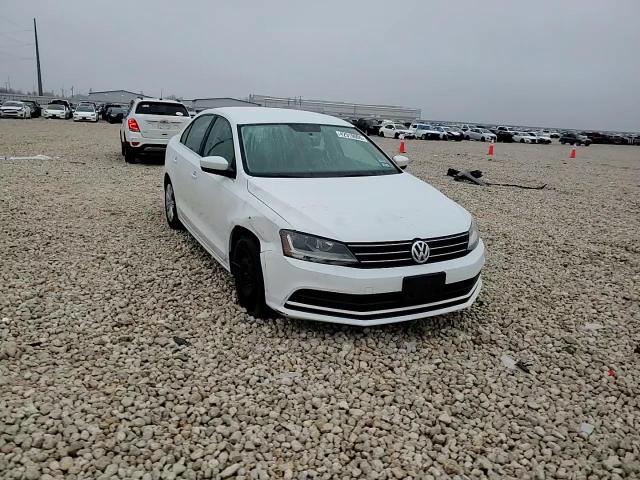 2017 Volkswagen Jetta - Image 10