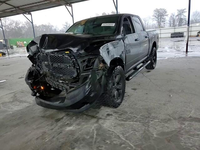 2015 RAM 1500 - Image 10