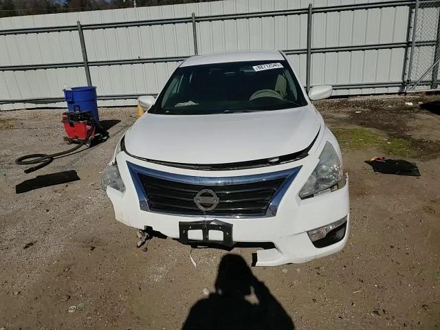2015 Nissan Altima - Image 11