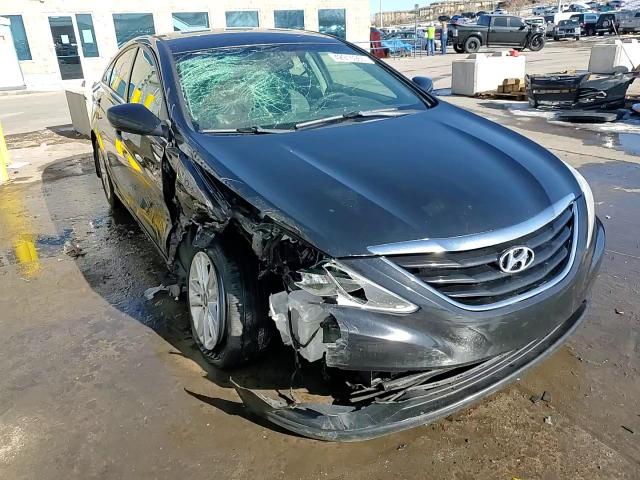 2013 Hyundai Sonata - Image 13