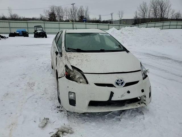 2011 Toyota Prius - Image 12