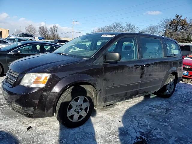 2010 Dodge Caravan - Image 12