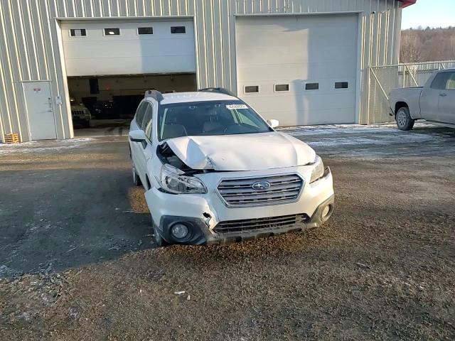 2016 Subaru Outback - Image 12