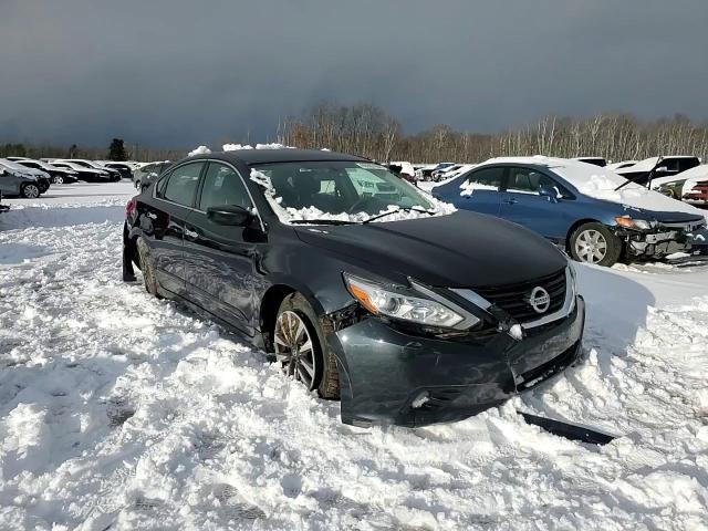 2016 Nissan Altima - Image 10