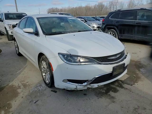 2017 Chrysler 200 - Image 13