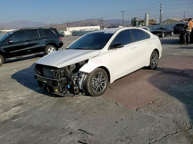 2016 Kia Optima - Image 11
