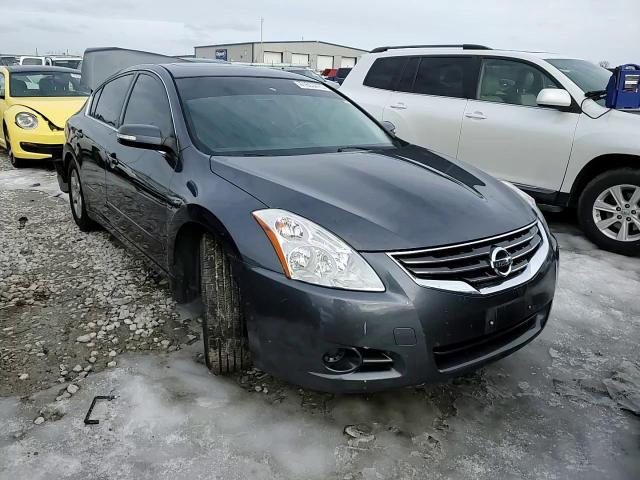 2010 Nissan Altima - Image 11