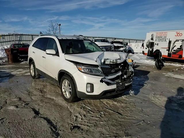 2015 Kia Sorento - Image 12