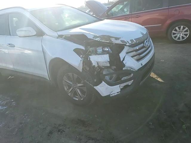 2014 Hyundai Santa Fe - Image 12