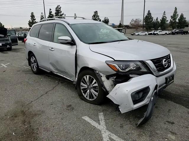 2019 Nissan Pathfinder - Image 12
