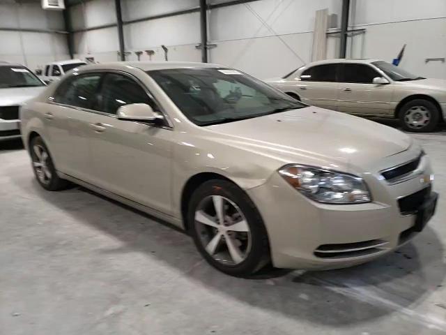 2011 Chevrolet Malibu - Image 11