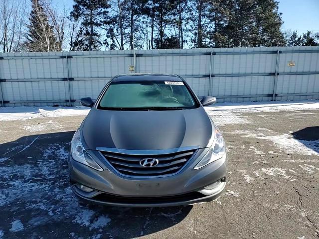 2013 Hyundai Sonata - Image 11