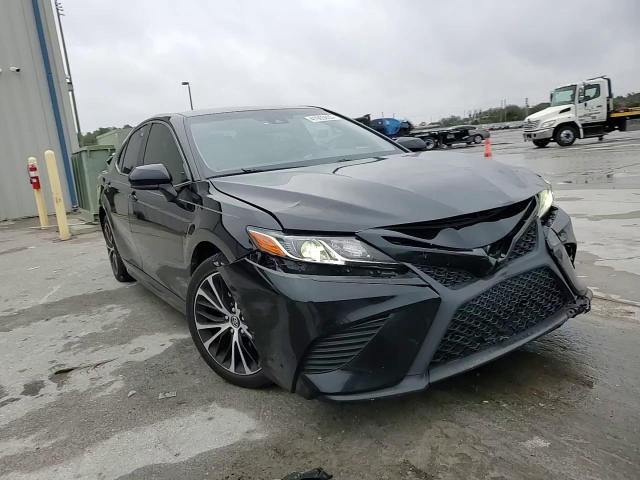 2019 Toyota Camry - Image 10