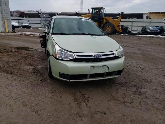 2010 Ford Focus - Image 11