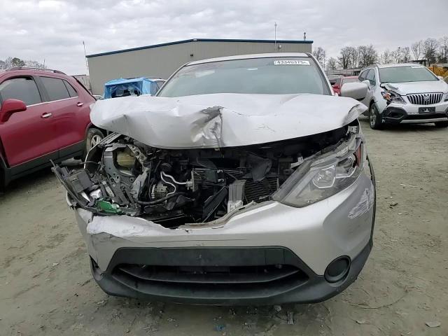 2019 Nissan Rogue - Image 10