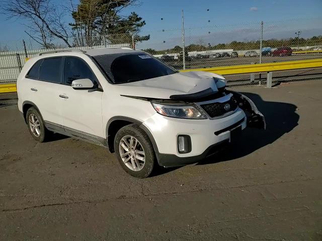 2015 Kia Sorento - Image 11