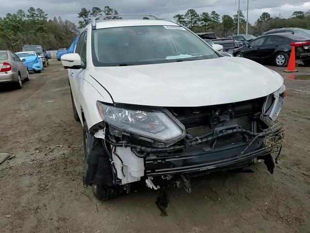 2017 Nissan Rogue - Image 12