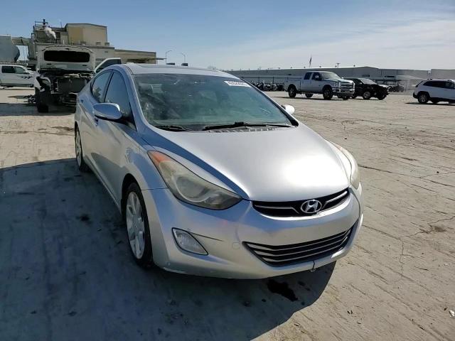 2013 Hyundai Elantra - Image 11
