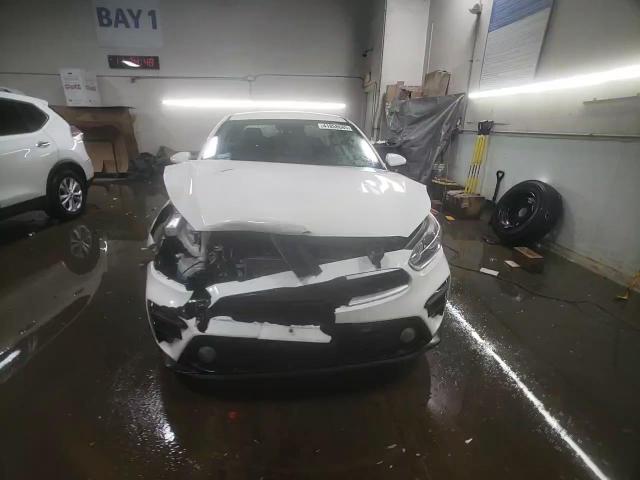 2020 Kia Forte - Image 13