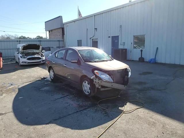 2013 Nissan Versa - Image 13