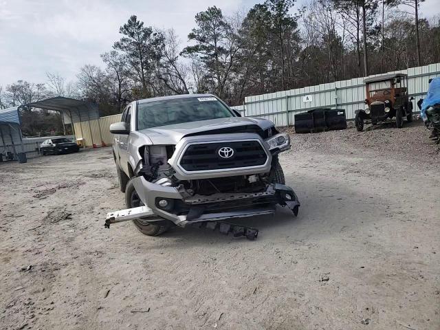 2016 Toyota Tacoma - Image 11