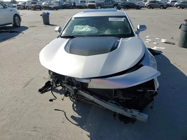 2018 Chevrolet Camaro - Image 11