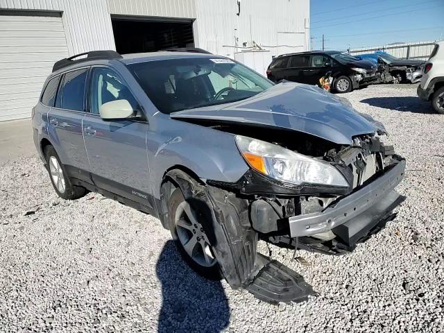 2013 Subaru Outback - Image 11
